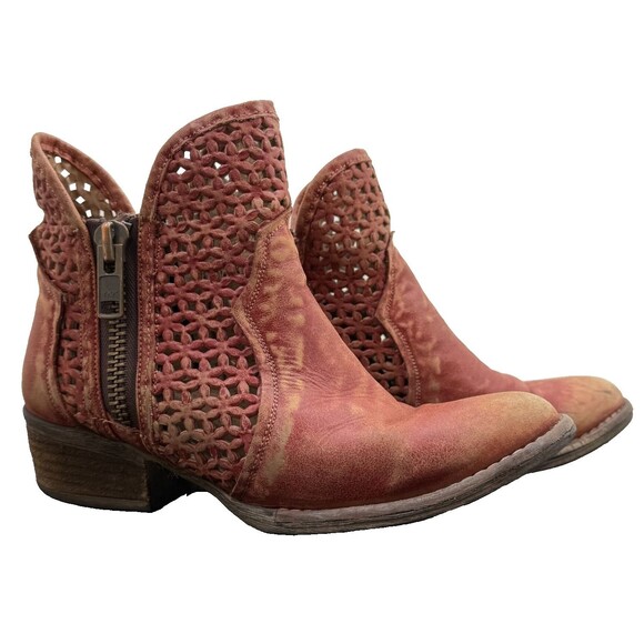 Circle G‎ Corral Western Leather Bootie 8 Distressed Cut Out Cowgirl Ankle Boots - Picture 1 of 7